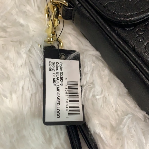 GUESS phone case/crossbody - Picture 3 of 7